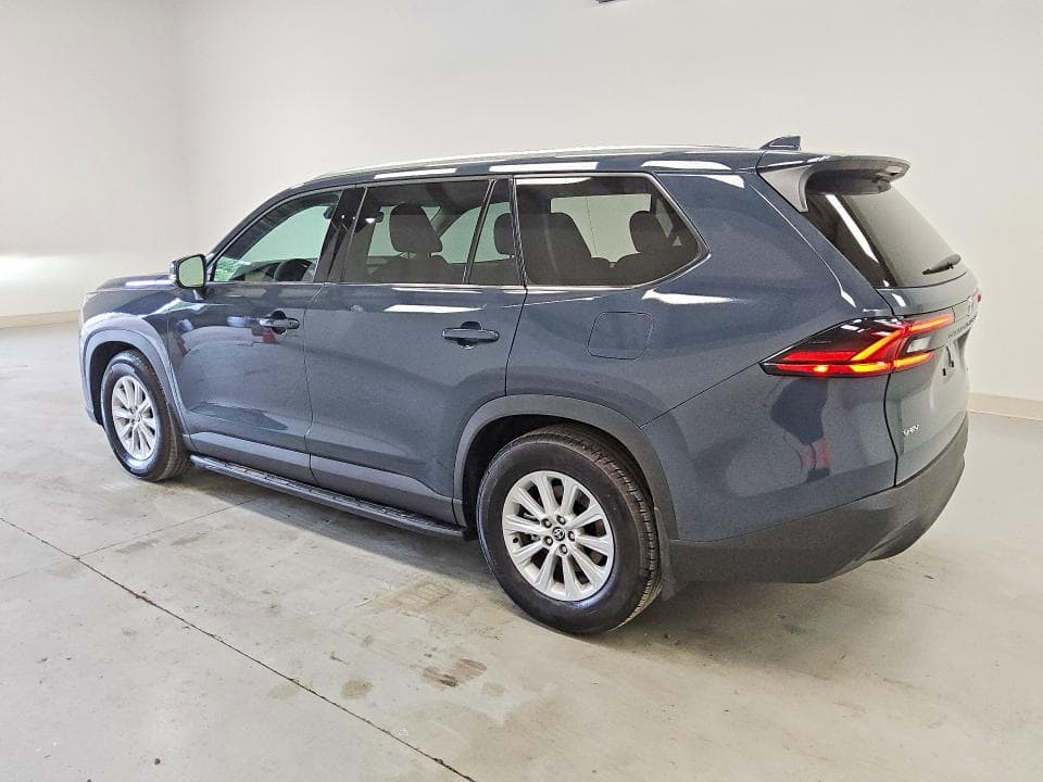 2026 TOYOTA GRAND HIGHLANDER XLE 2