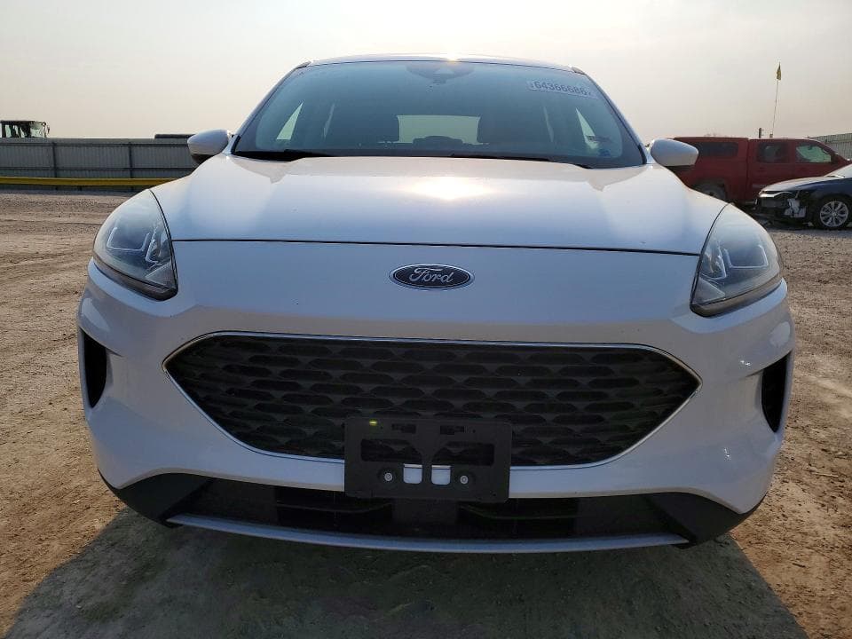 2020 FORD ESCAPE SE 5