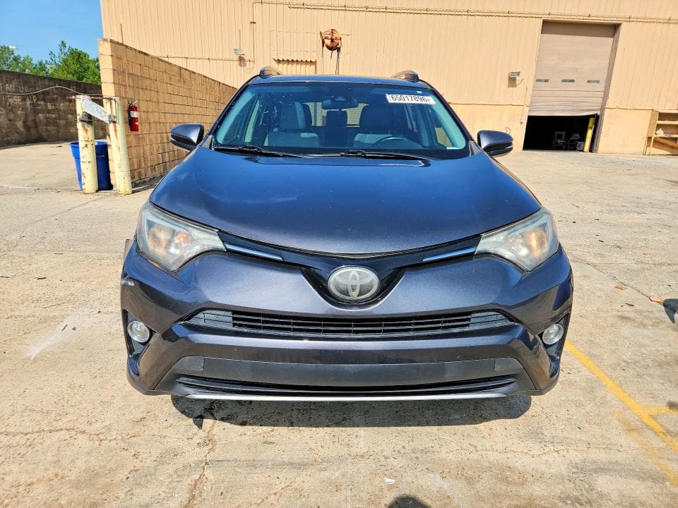 2018 TOYOTA RAV4 XLE 5