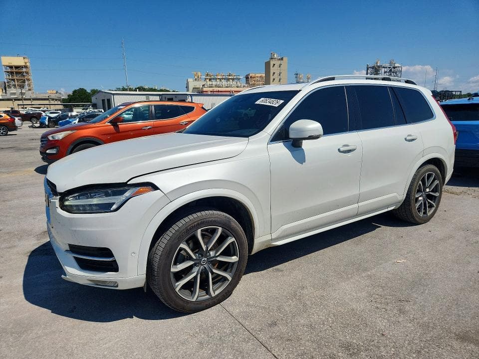 2018 VOLVO XC90 T6