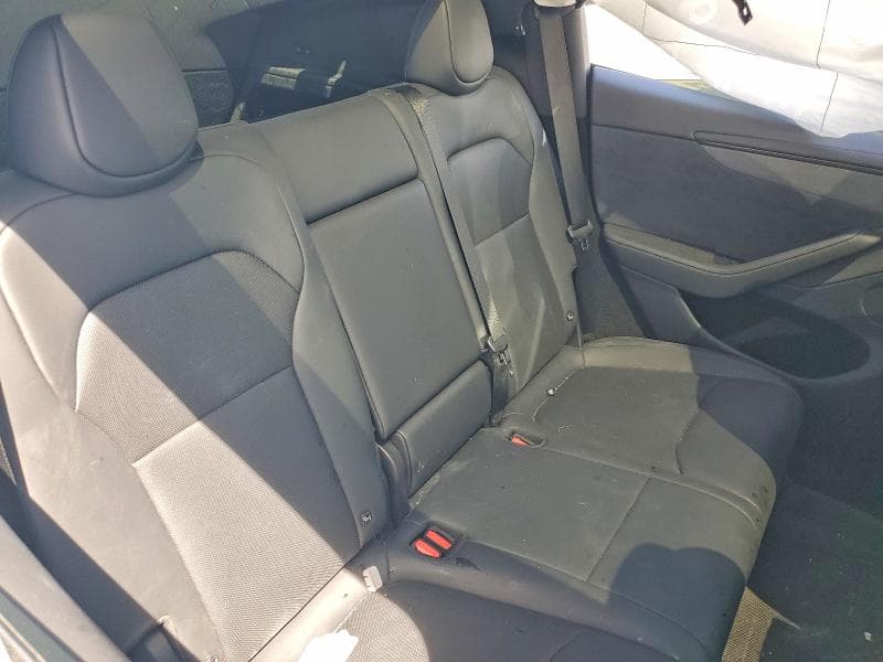 2026 TESLA MODEL Y 10