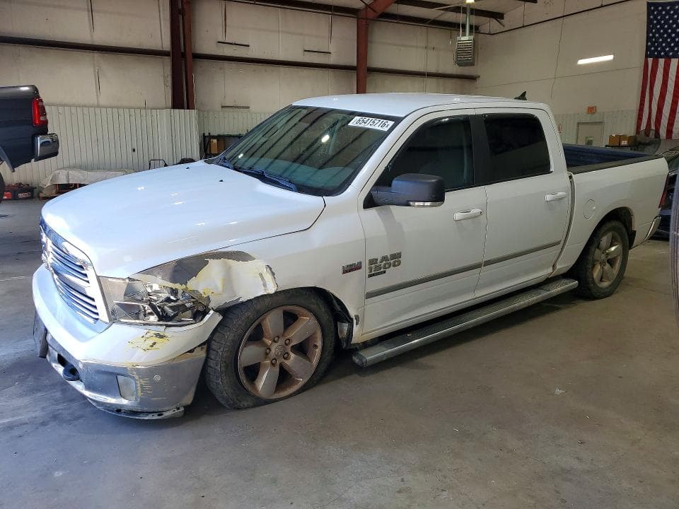 2019 RAM 1500 CLASSIC SLT - 1