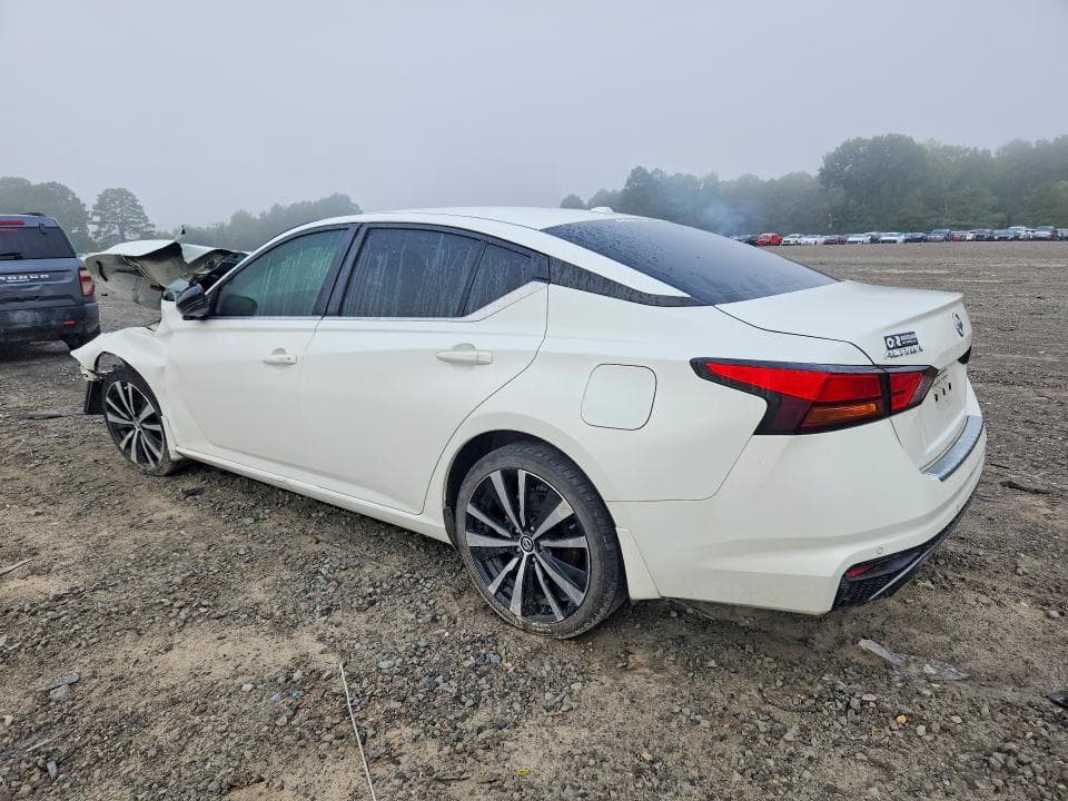 2021 NISSAN ALTIMA SR 2