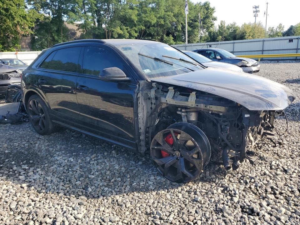 2021 AUDI RS Q8 4