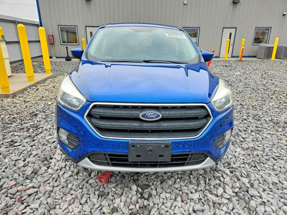 2017 FORD ESCAPE SE 5