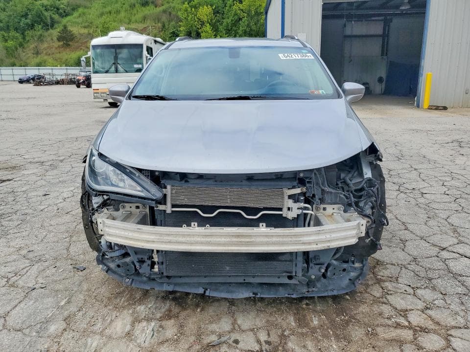 2020 CHRYSLER PACIFICA TOURING L PLUS 5