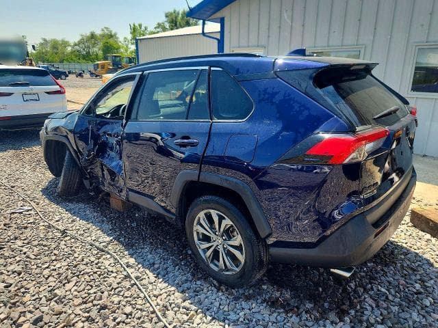 2022 TOYOTA RAV4 XLE PREMIUM 2