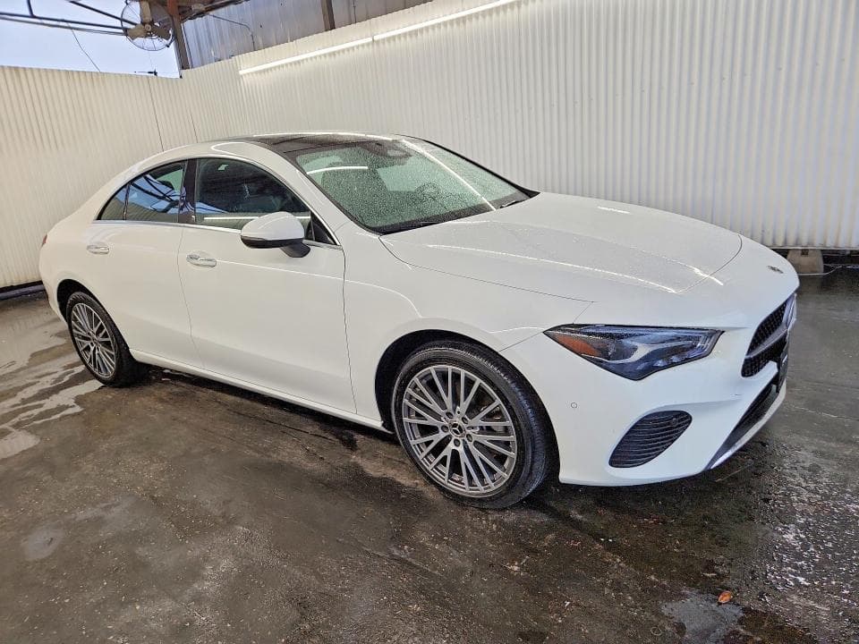 2025 MERCEDES-BENZ CLA 250 4