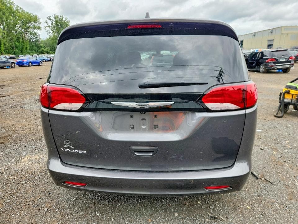 2022 CHRYSLER VOYAGER LX 6