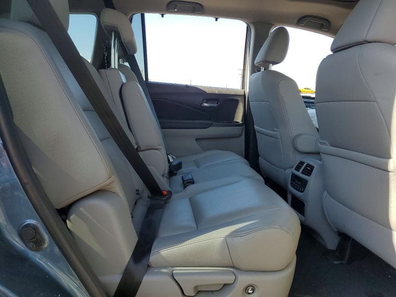 2021 HONDA PILOT SE 11