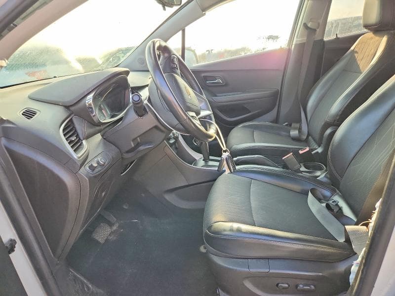 2020 CHEVROLET TRAX 1LT 7