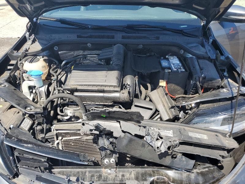 2017 VOLKSWAGEN JETTA SE 11