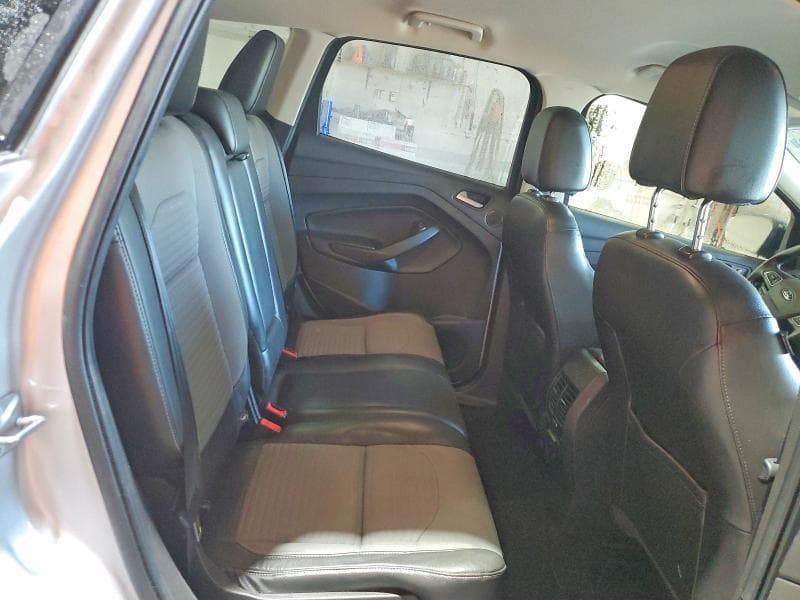 2017 FORD ESCAPE SE 11