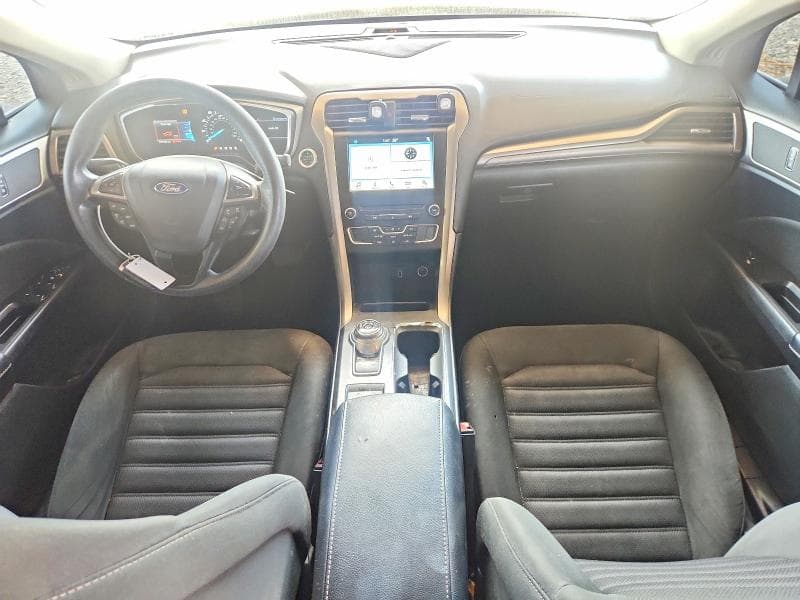 2017 FORD FUSION SE 8