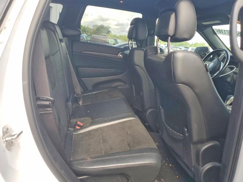 2019 JEEP GRAND CHEROKEE LAREDO 10