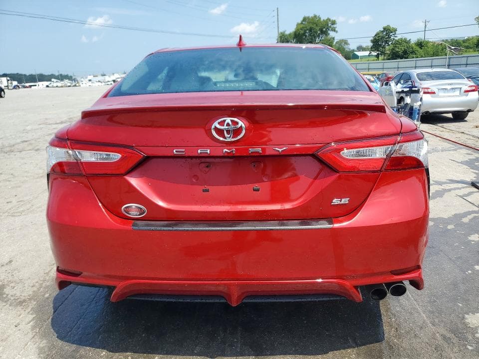 2020 TOYOTA CAMRY SE 6