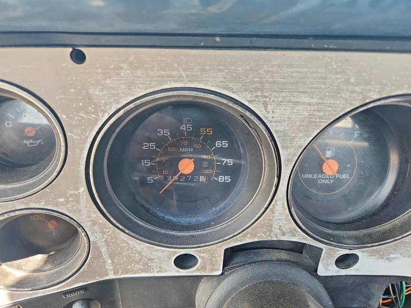 1985 CHEVROLET C10 9