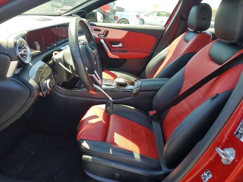 2020 MERCEDES-BENZ A 220 7