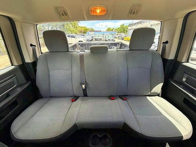 2021 RAM 1500 CLASSIC SLT 10