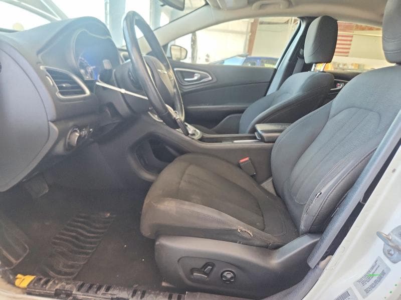 2017 CHRYSLER 200 LX 7