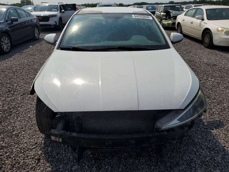 2019 HYUNDAI ELANTRA SE 5