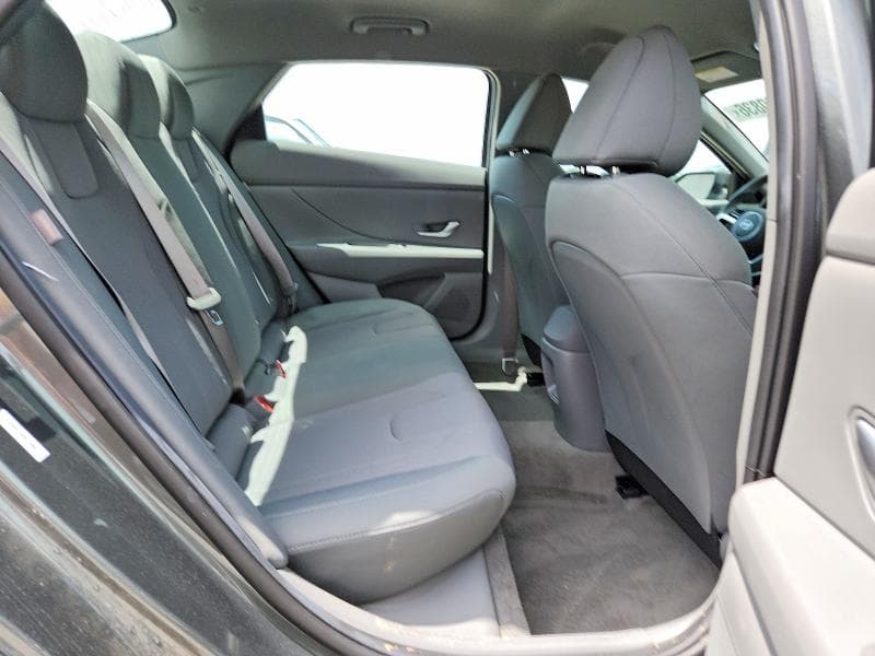 2026 HYUNDAI ELANTRA SE 10