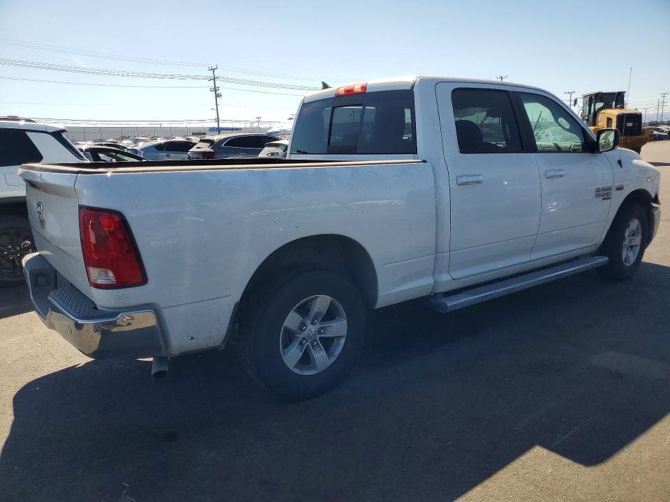 2020 RAM 1500 CLASSIC SLT 3