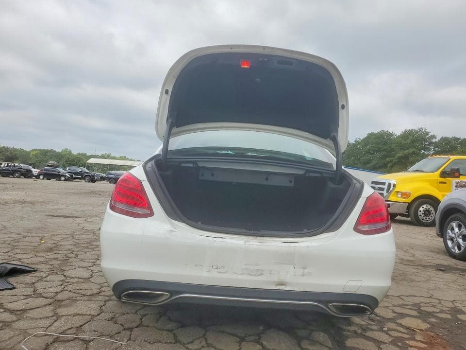 2018 MERCEDES-BENZ C 300 6