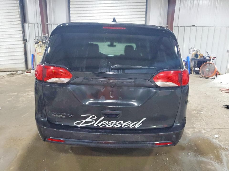 2020 CHRYSLER PACIFICA TOURING 6