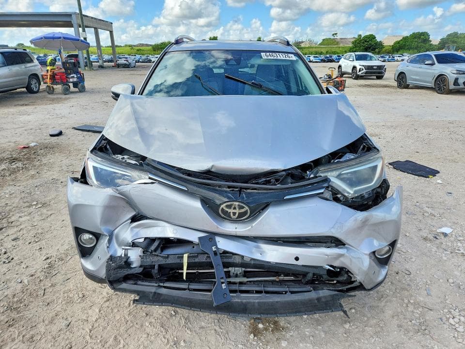 2018 TOYOTA RAV4 XLE 5