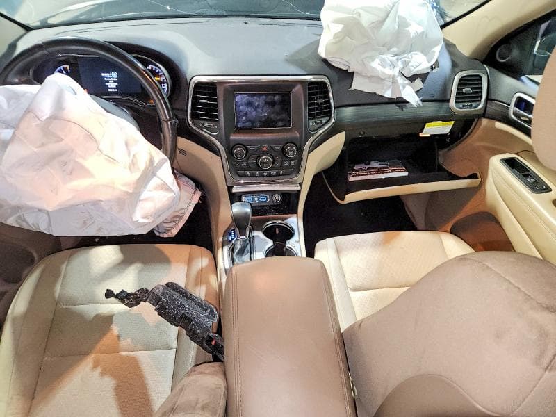 2021 JEEP GRAND CHEROKEE LAREDO 8