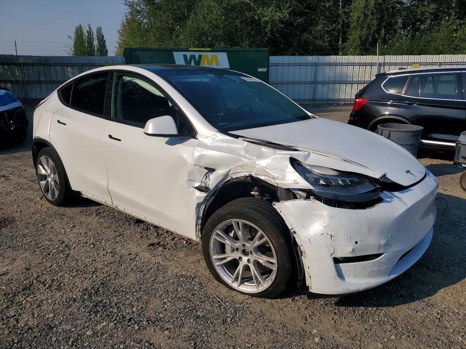 2021 TESLA MODEL Y 4