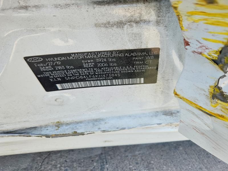 2019 HYUNDAI ELANTRA LIMITED 12