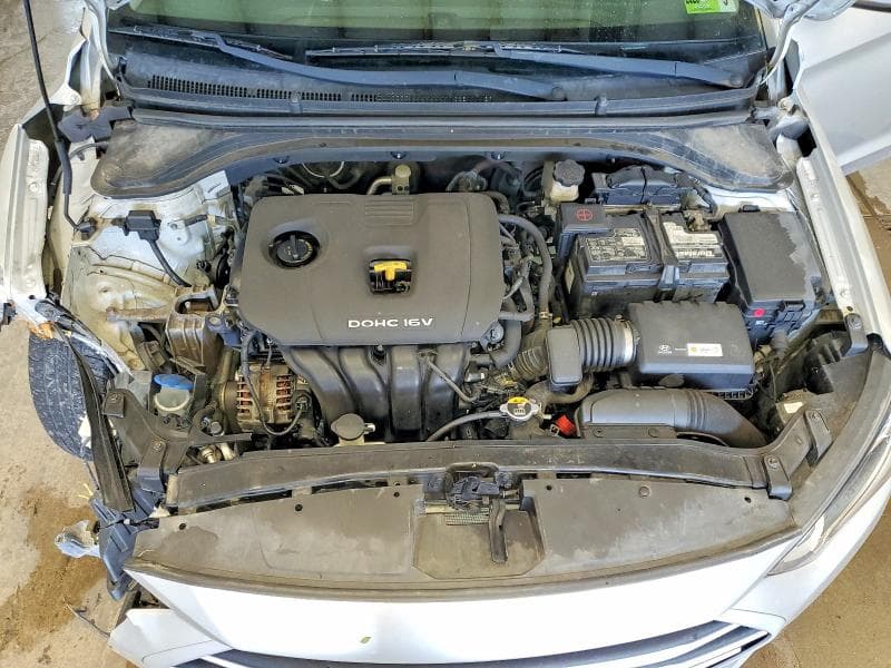 2017 HYUNDAI ELANTRA SE 11