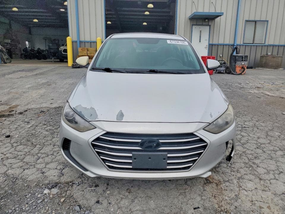 2017 HYUNDAI ELANTRA SE 5