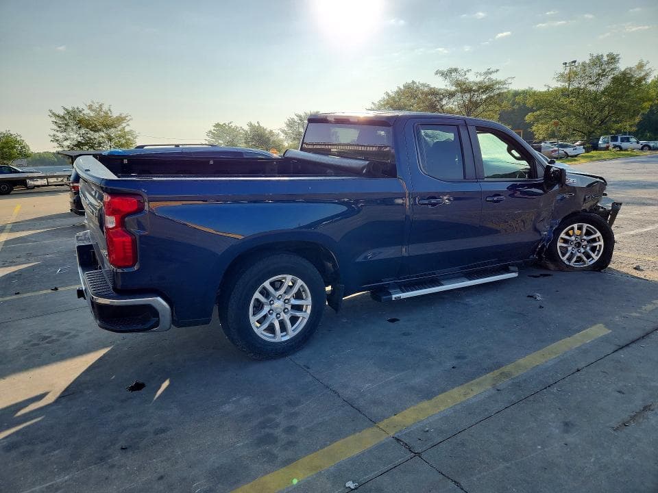 2021 CHEVROLET SILVERADO K1500 LT 3
