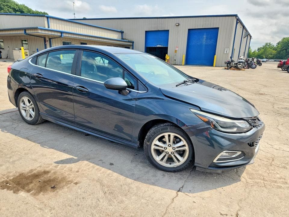 2018 CHEVROLET CRUZE LT 4