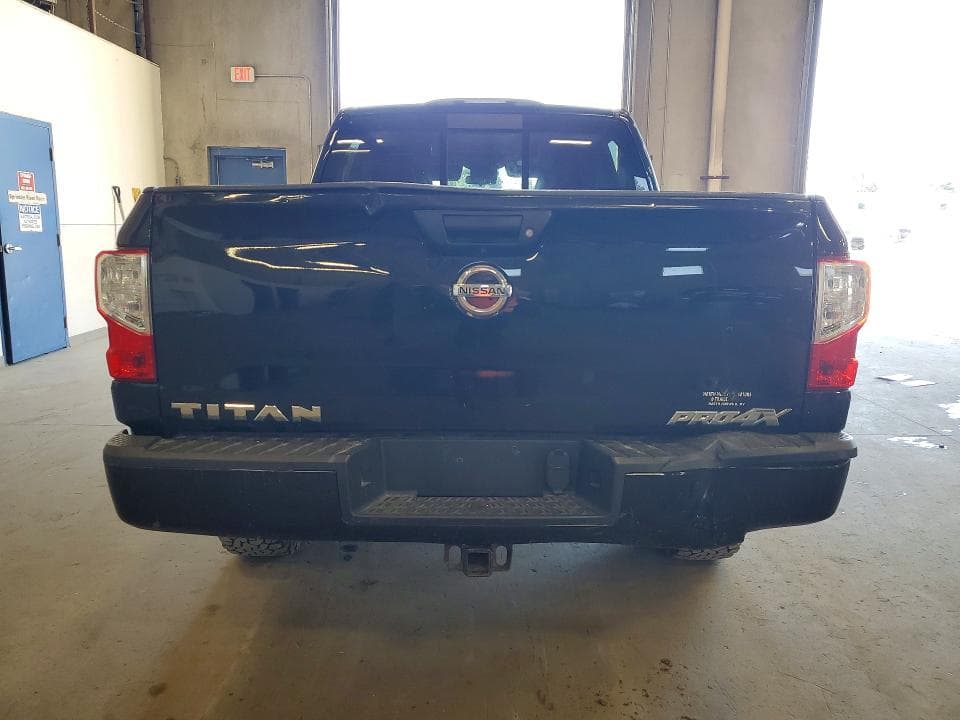2019 NISSAN TITAN PRO-4X 6