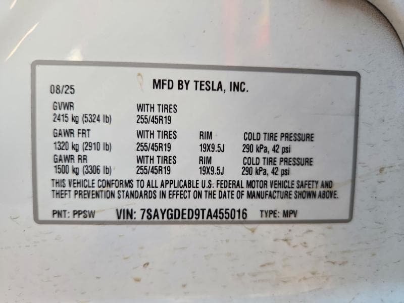 2026 TESLA MODEL  Y 13