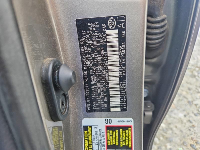2017 TOYOTA COROLLA 13