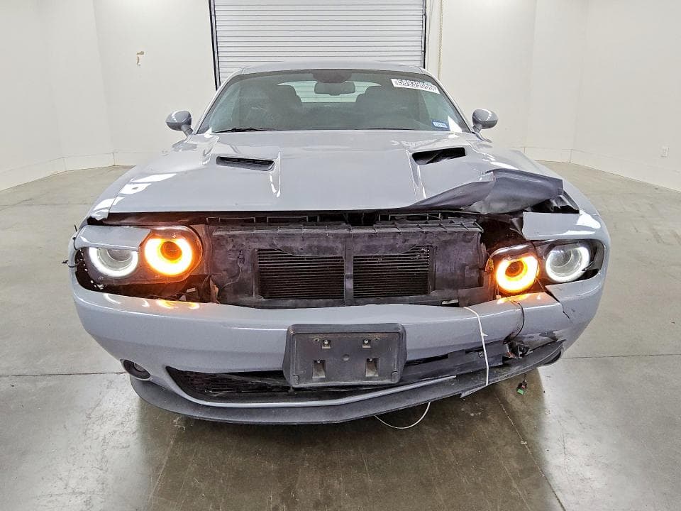 2021 DODGE CHALLENGER SXT 5