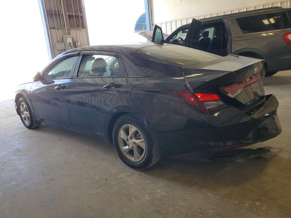 2023 HYUNDAI ELANTRA SE 2