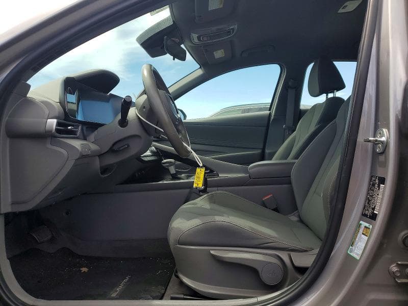 2023 HYUNDAI ELANTRA SEL 7