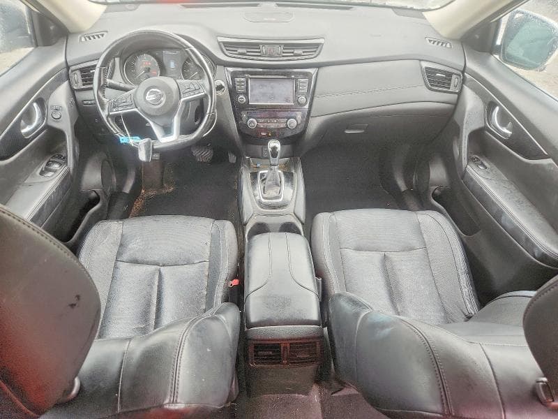 2017 NISSAN ROGUE SL 8