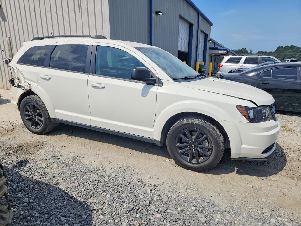 2020 DODGE JOURNEY SE 4