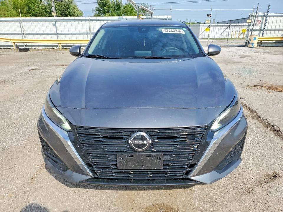 2023 NISSAN ALTIMA SV 5