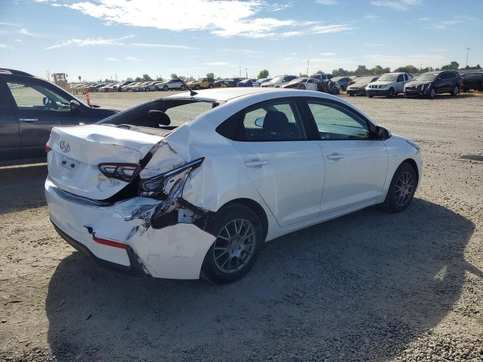 2019 HYUNDAI ACCENT SE 3