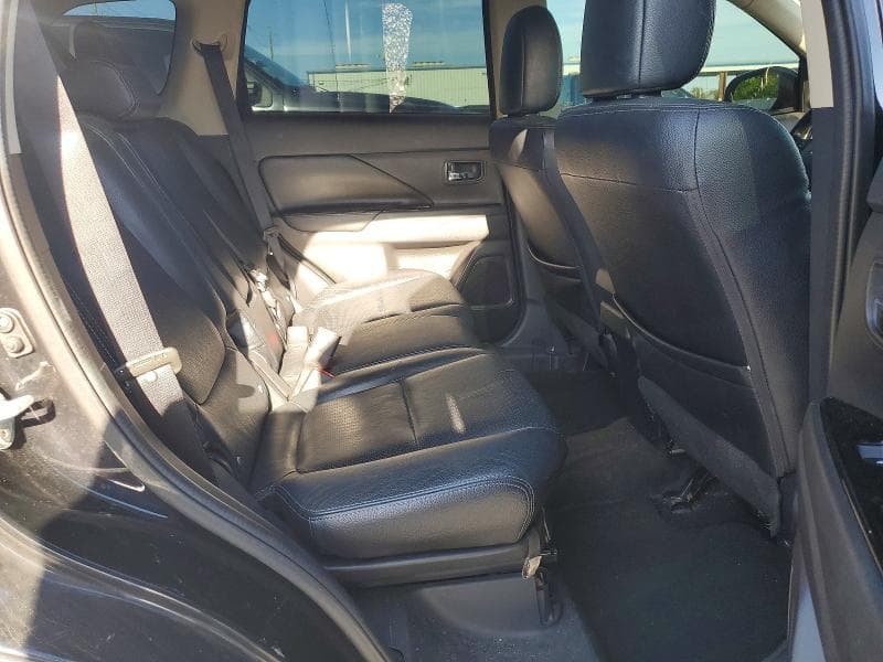 2017 MITSUBISHI OUTLANDER SE 11