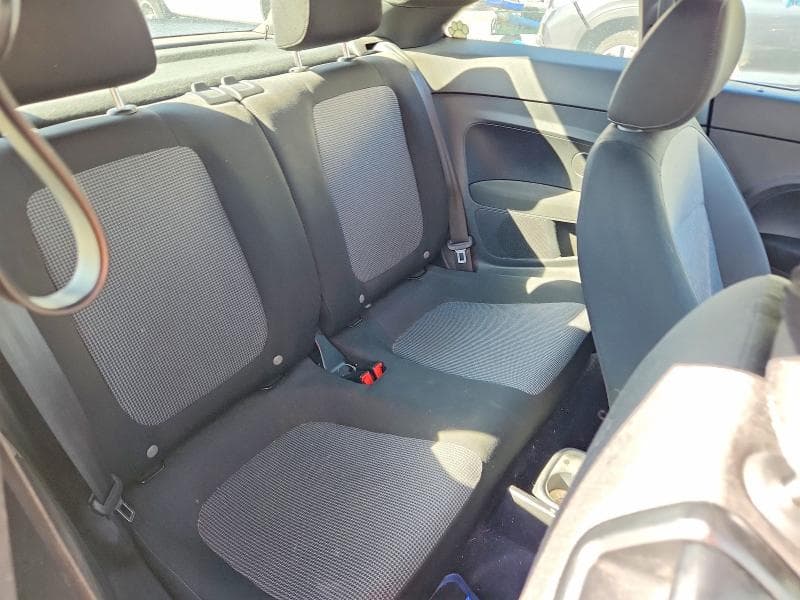 2019 VOLKSWAGEN BEETLE S 10
