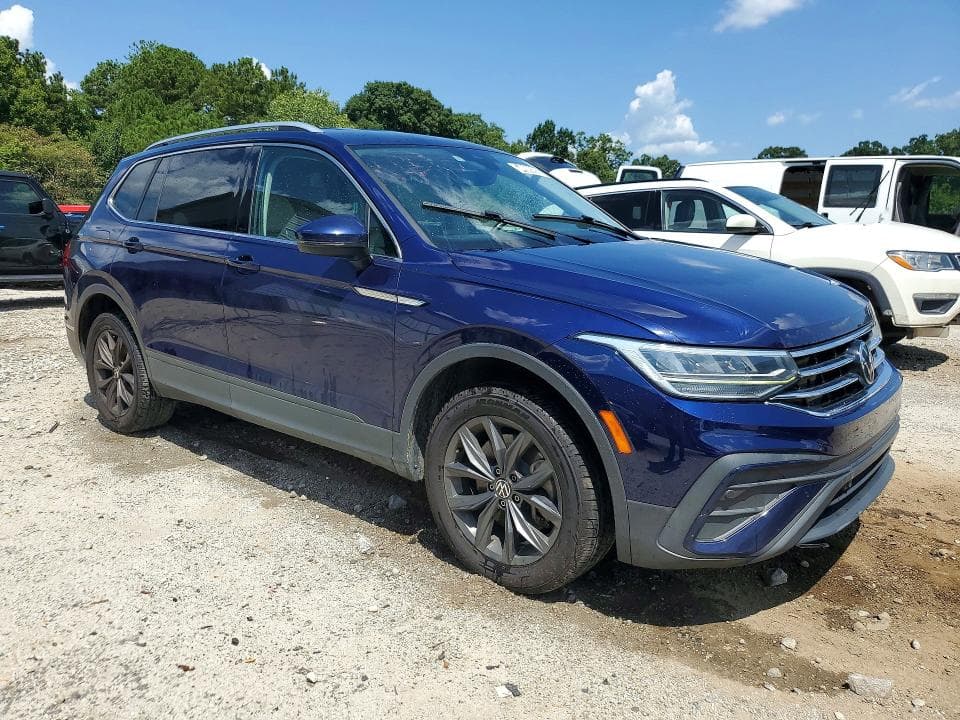 2022 VOLKSWAGEN TIGUAN SE 4